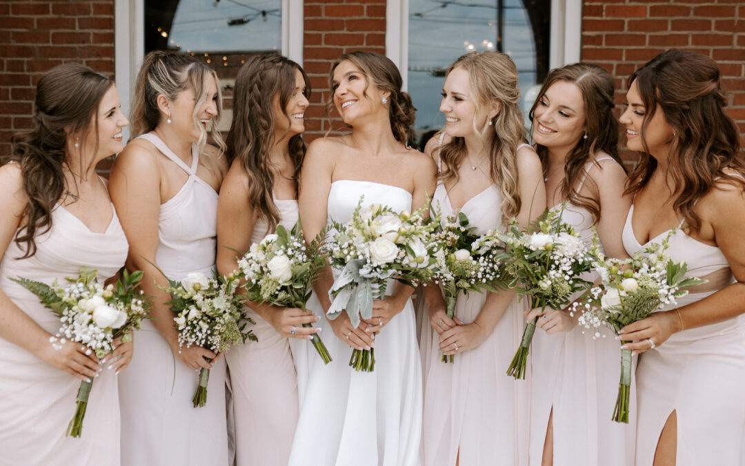 The Best Spring Wedding Flowers and Their Meanings