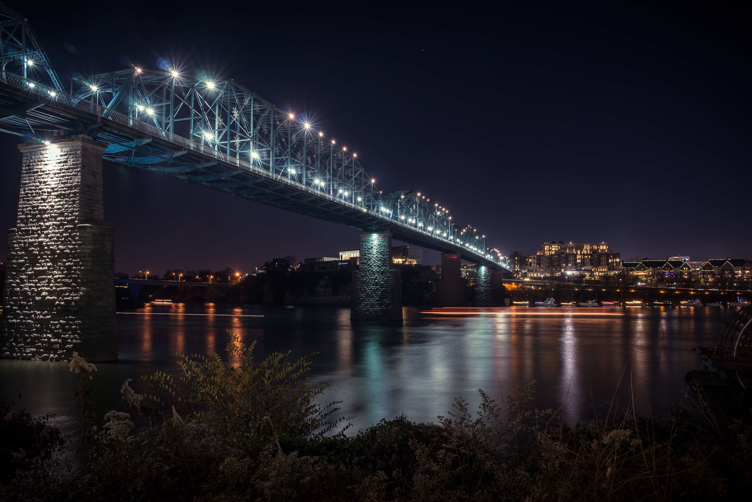 Chattanooga downtown at night Wedding packages in chattanooga showcasing a bride and groom standing on stage preparing to be married.